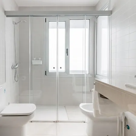 Willa Tranquil Modern With Private Salt-water Pool *