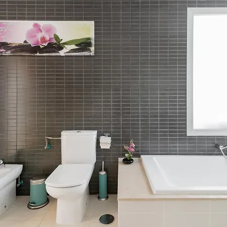 Tranquil Modern With Private Salt-water Pool San Bartolomé