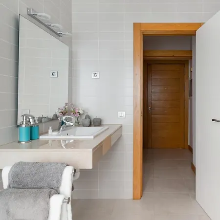 Tranquil Modern With Private Salt-water Pool Villa *